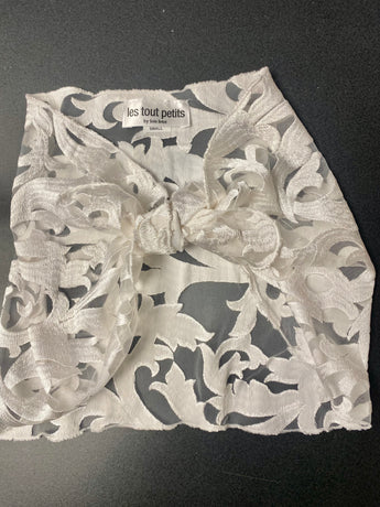Emb White Swirl Short Sarong