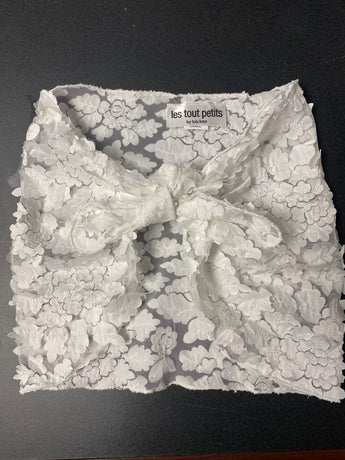 Cut Flower White Short Sarong