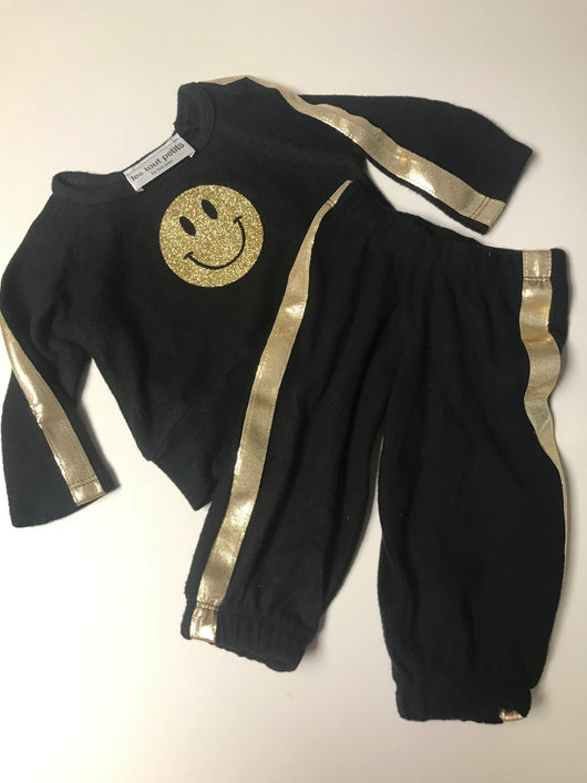 Black Athletic Smile Sweatshirt/Comfy Athletic Pant Set