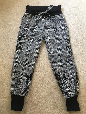 Black rose knit Track pocket pant